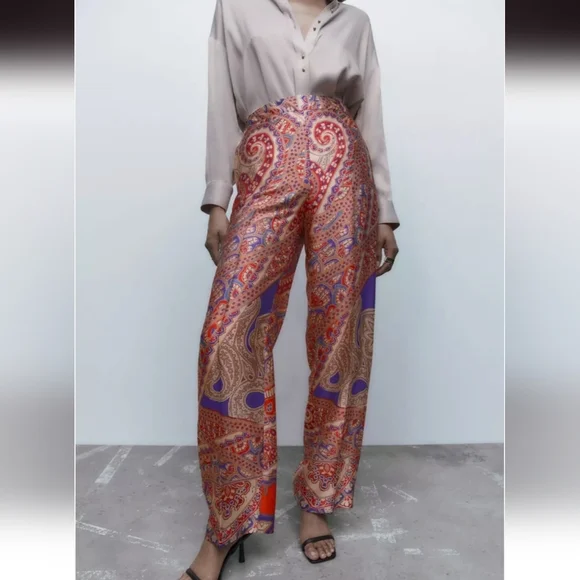 Zara Multicolor Paisley Women's Pant-Size Small - Picture 2 of 3